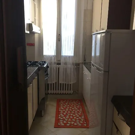 La Casa Di Clara Ombrellone Con 2 Lettini Al Lido San Giuliano Gratis E Parcheggio Privato Gratis Римини